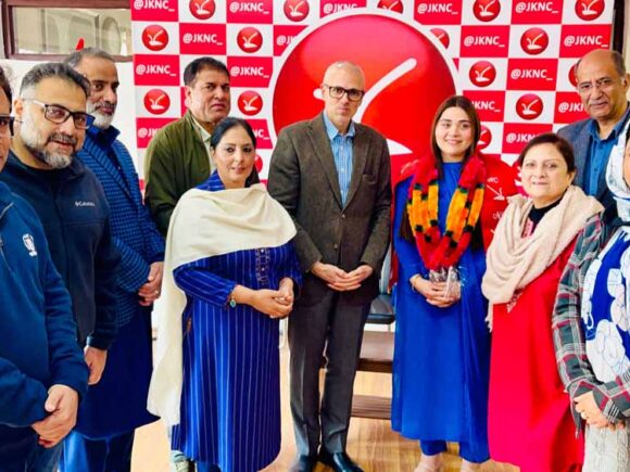 Omar Abdullah welcomes Shreya Handoo into party fold 