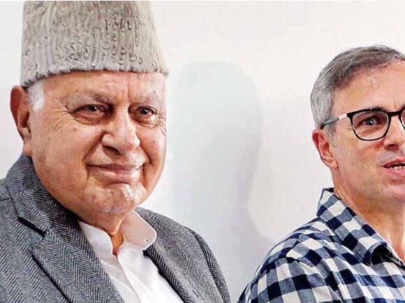 Dr. Farooq, Omar Abdullah greet people on Janmashtami (Zaram Satam)