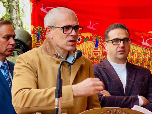 Omar Abdullah asks people of Srinagar to actively participate in ensuing general elections