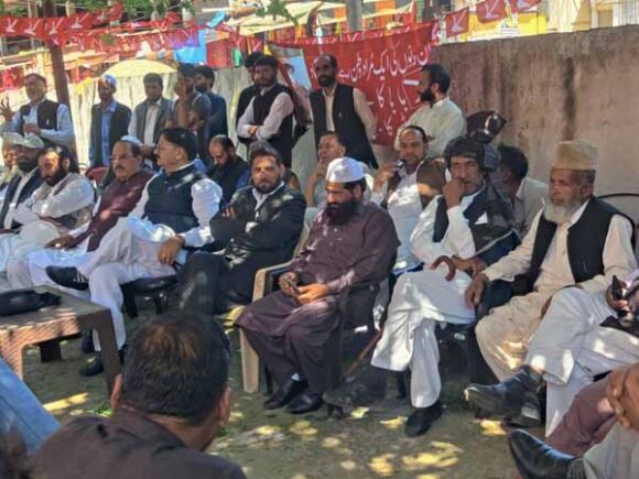 Zonal President Pir Panjal Javed Ahmed Rana presided over a workers meeting at party office in Mendhar, Poonch.