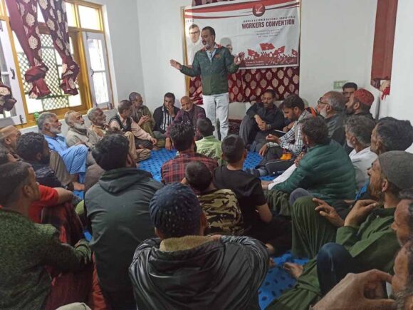 Scores of Political Activists from JKPDP today joined JKNC in the presence of Provincial President YNC