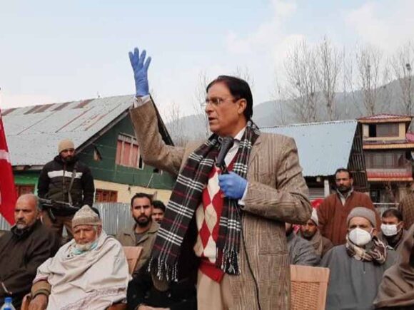 When did Lone speak for Kashmiris while serving as a minister: Ramzaan