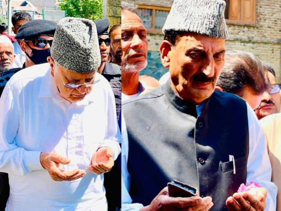 Dr. Farooq Abdullah pays condolence visit to Baramulla Offers condolences to bereaved families of Abdul Aziz, Muhammad Sultan Dobi