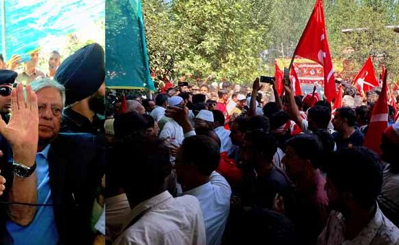 Dr. Farooq Abdullah welcomes number of political activists into NC fold 