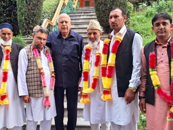 A delegation from Vijaypur Poonch Haveli, led by Shameem Ahmed Dar, former District President of the People’s Democratic Party