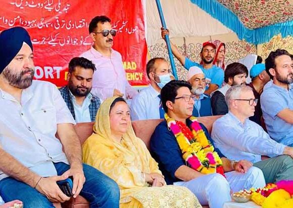 Jammu and Kashmir National Conference Vice President Omar Abdullah addressed a massive rally in the Chowgam area of Devsar Constituency.