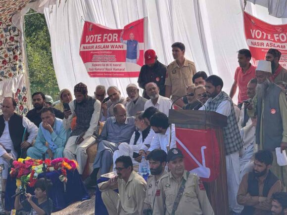 JKNC Senior leaders Mian Altaf Ahmad Larvi and Nasir Sogami receive a rousing welcome at Sarkuli, Kalaroos.